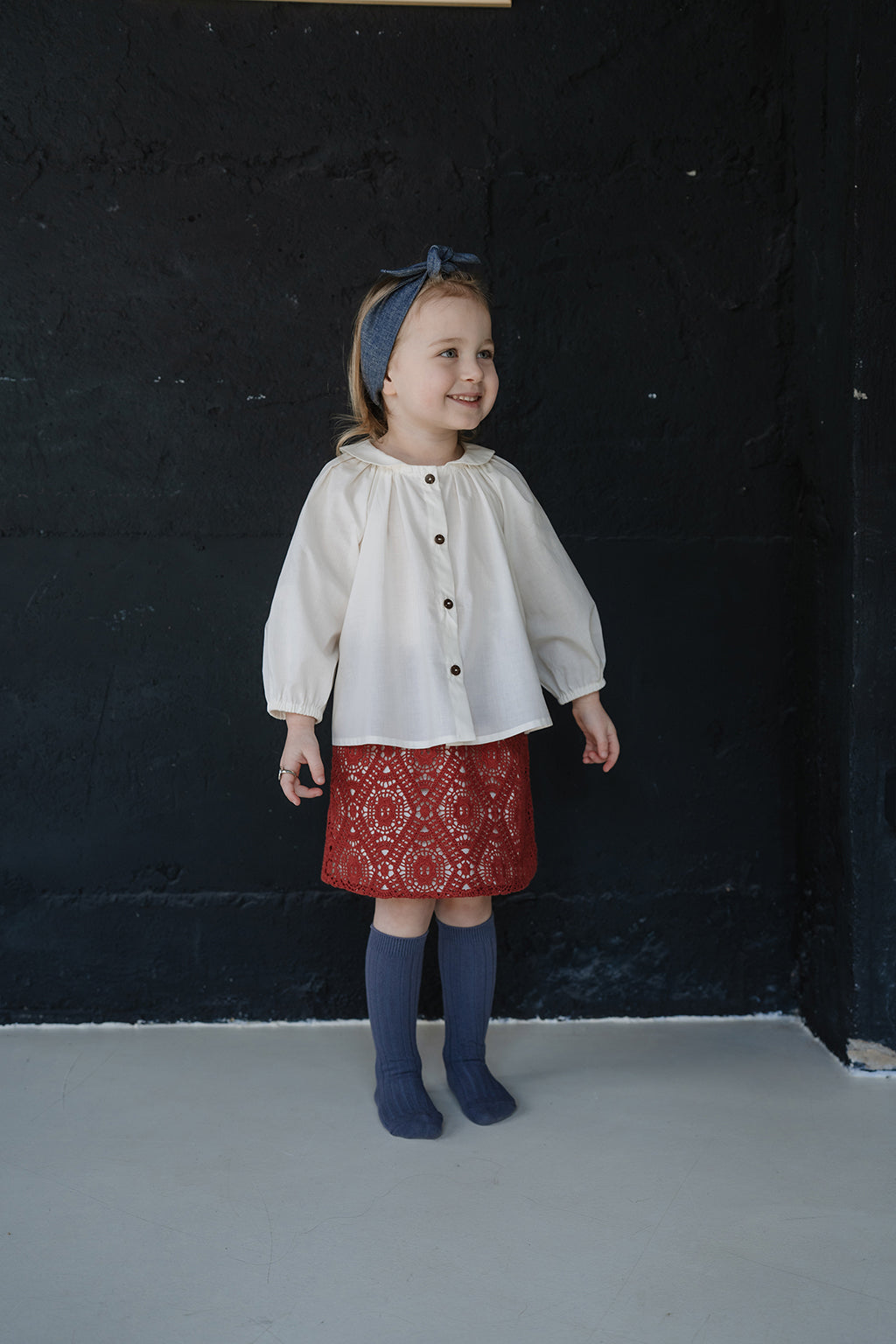 White blouse with a collar