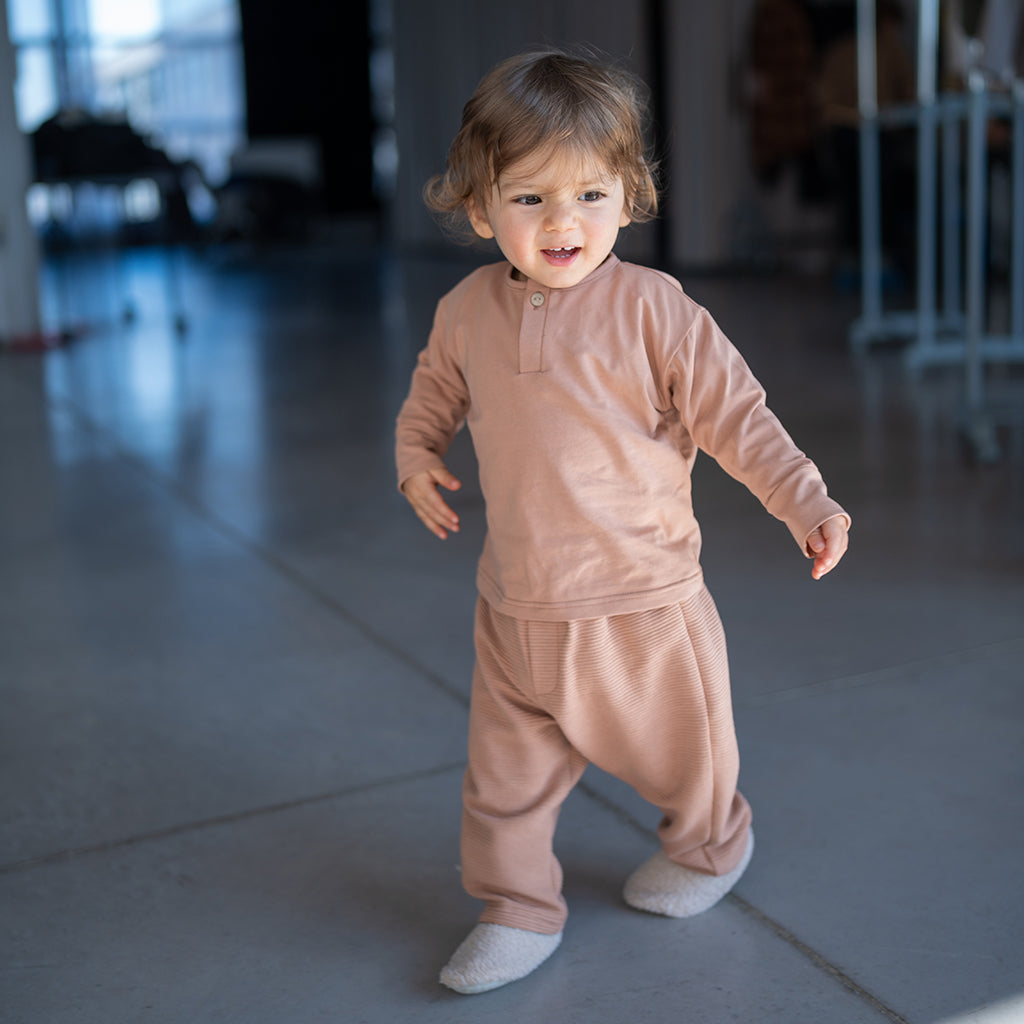 Kids' hazelnut trousers