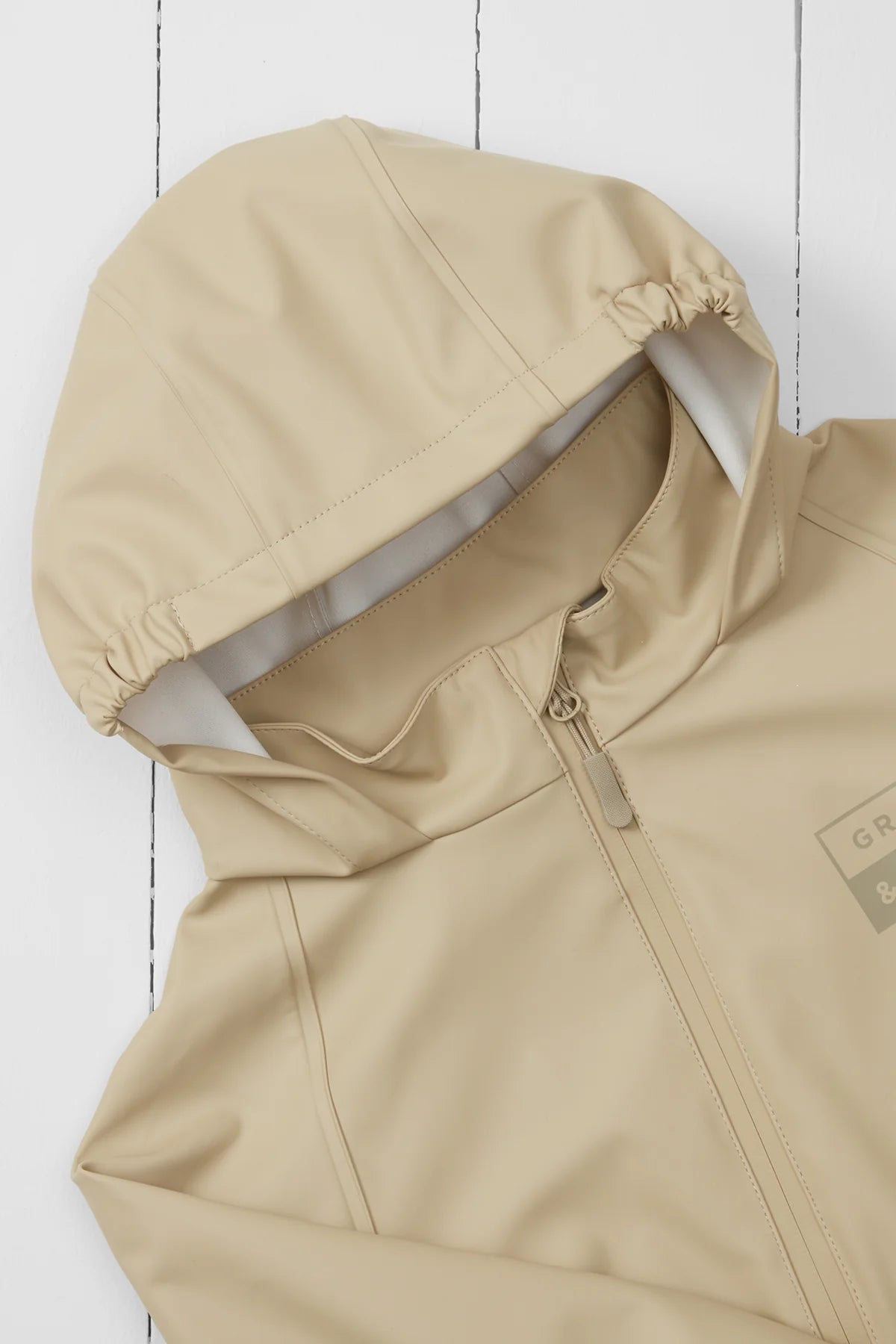 Sand hooded rain all-in-one